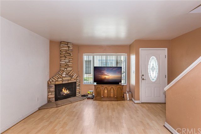 3414 Del Este Way Oceanside, CA 92056 - Photo 4 of 23