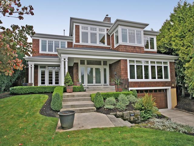 4053 Southwest Patrick Place Portland, OR 97239 - Photo 3 of 16