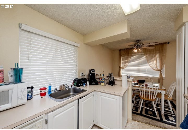 2733 Northeast Rene Avenue, Unit 30D Gresham, OR 97030 - Photo 23 of 31 Gallery Image 23