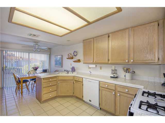 1294 Rue Cap Ferrat Lake San Marcos, CA 92078 - Photo 6 of 24 Gallery Image 6