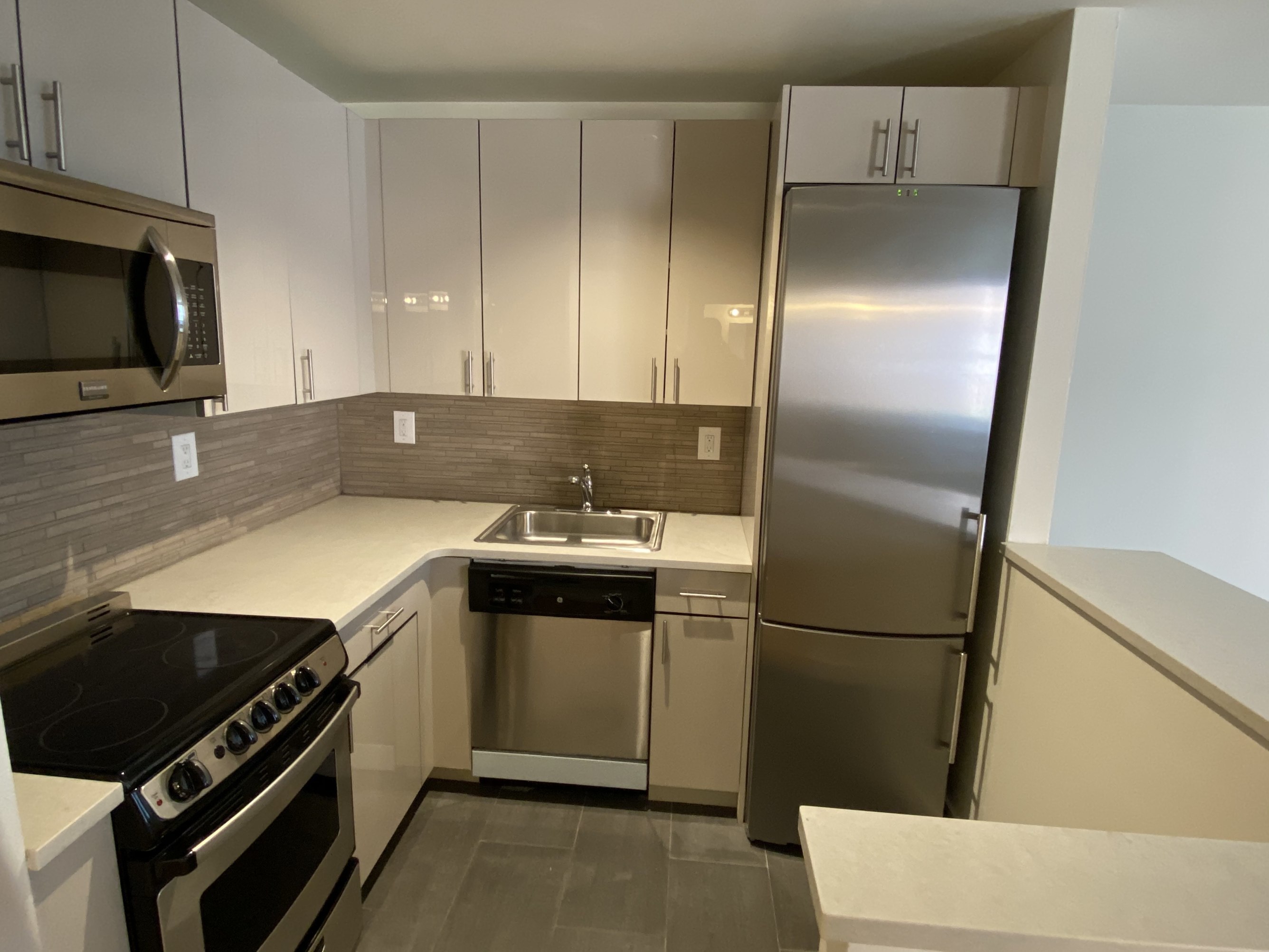 144 West 23rd Street, Unit 4C Manhattan, NY 10011 - Photo 2 of 5