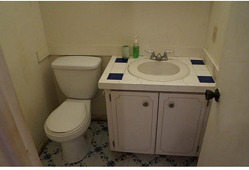 418 South Cypress Road, Unit 106 Pompano Beach, FL 33060 - Photo 9 of 12