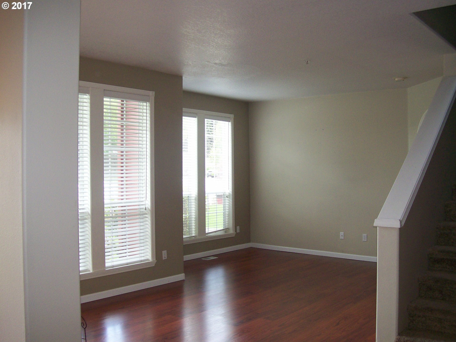 1068 Northwest Burnside Road Gresham, OR 97030 - Photo 3 of 16 Gallery Image 3