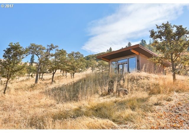 1575 Dry Creek Road Mosier, OR 97040 - Photo 27 of 28 Gallery Image 27