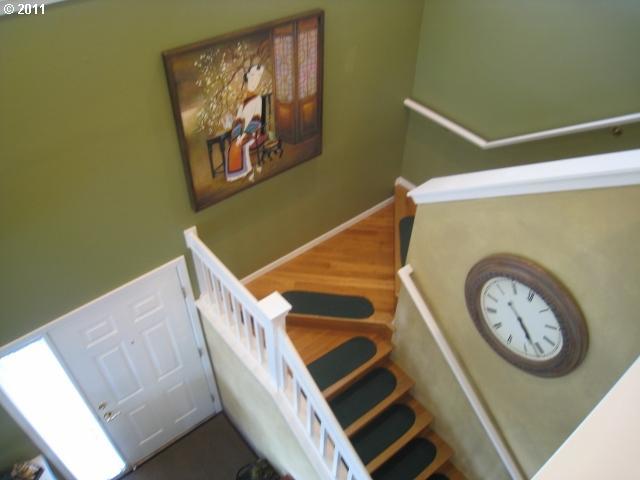 9810 Northwest Silver Ridge Loop Portland, OR 97229 - Photo 9 of 16 Gallery Image 9