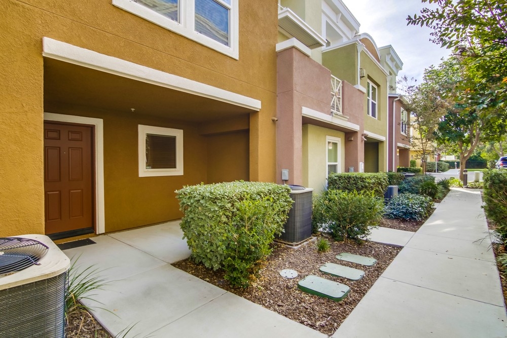 3144 Lighthouse Ridge Lane San Diego, CA 92110 - Photo 2 of 25