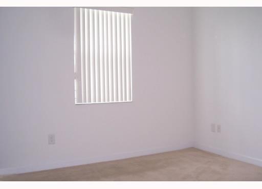 230 Southeast 29th Avenue, Unit 4 Homestead, FL 33033 - Photo 9 of 16