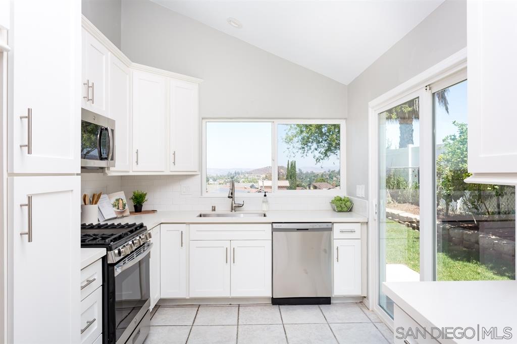 8448 Cordial Road El Cajon, CA 92021 - Photo 9 of 25 Gallery Image 9