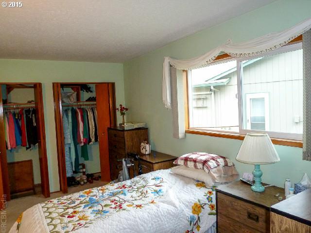 1360 Randolph Road Woodburn, OR 97071 - Photo 13 of 16 Gallery Image 13