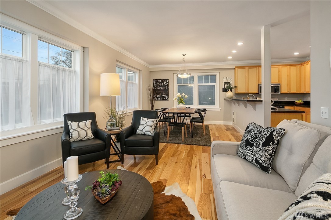 166 17th Avenue, Unit A Seattle, WA 98122 - Photo 6 of 15