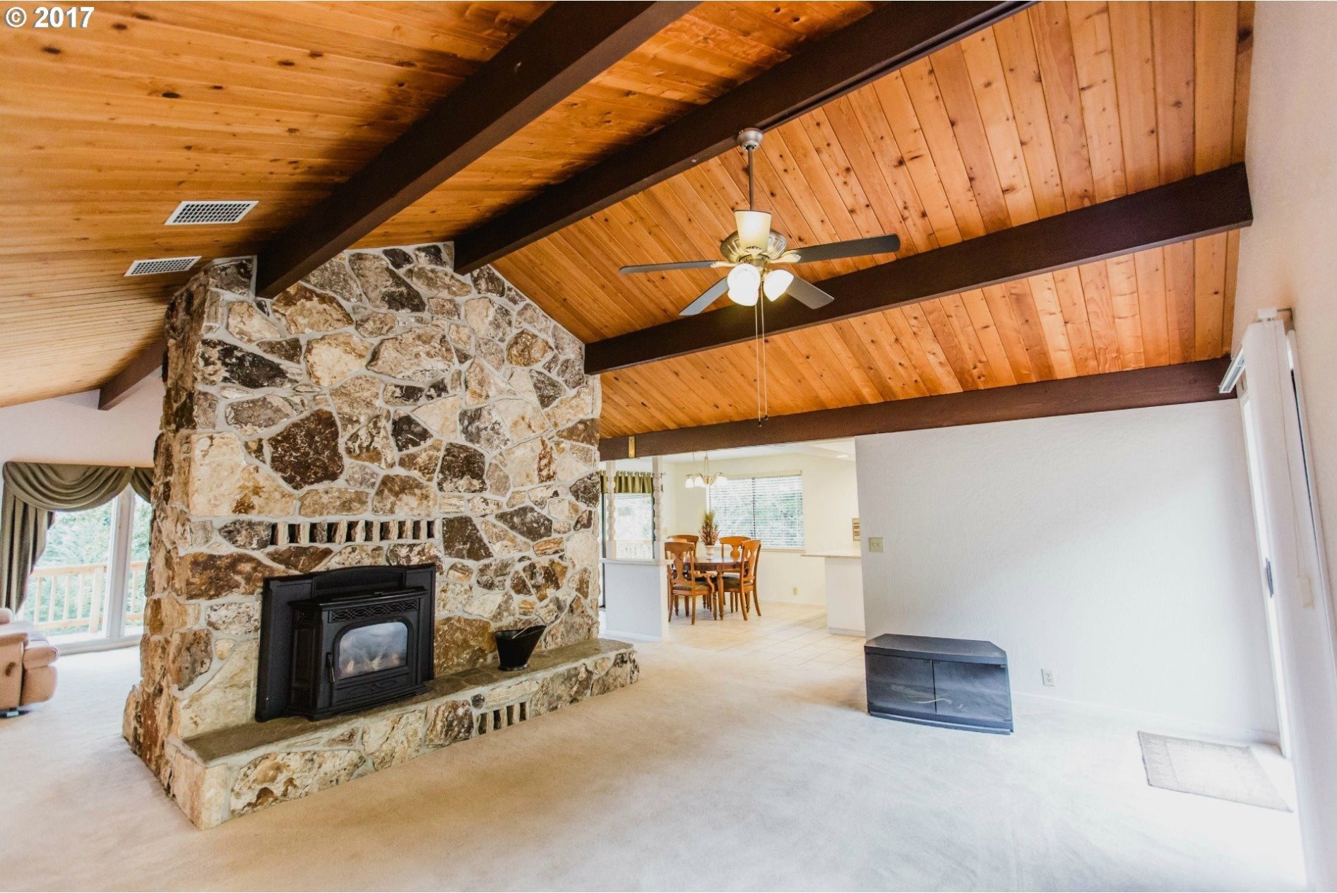 698 Deady Crossing Road Sutherlin, OR 97479 - Photo 6 of 32