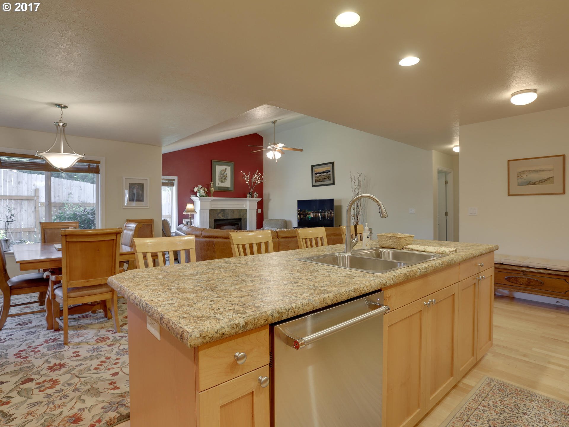 3648 10th Street Hubbard, OR 97032 - Photo 11 of 25