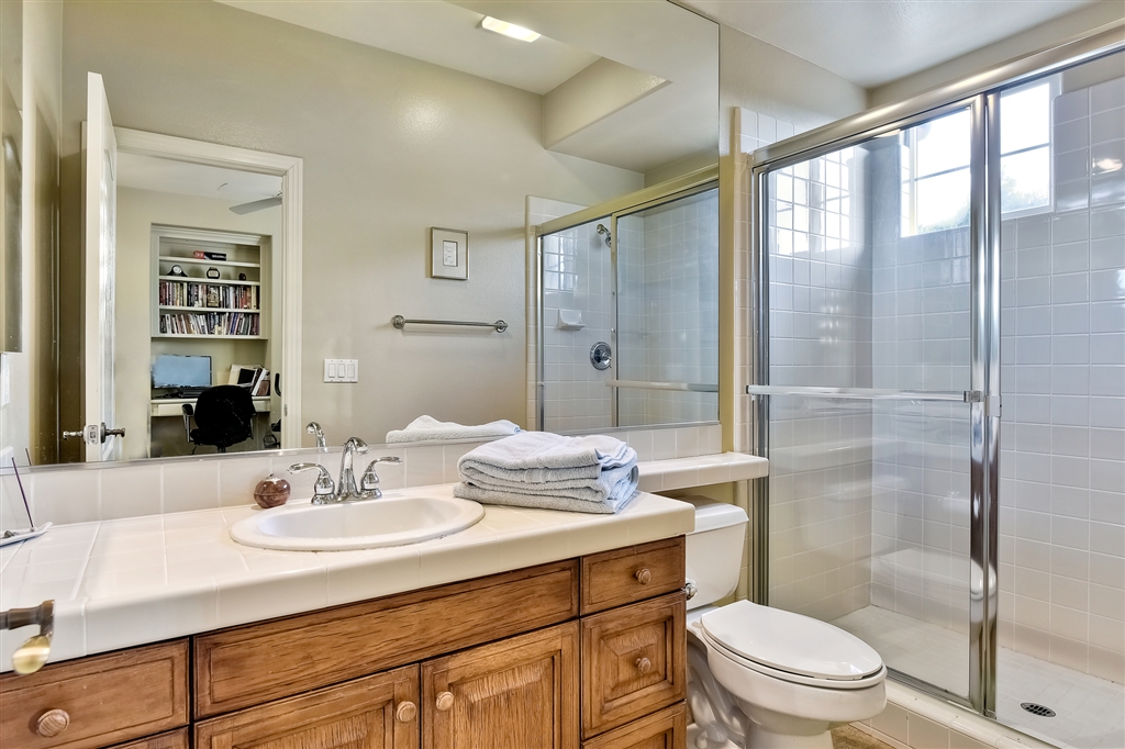 13650 Ash Hollow Crossing Road Poway, CA 92064 - Photo 16 of 25 Gallery Image 16