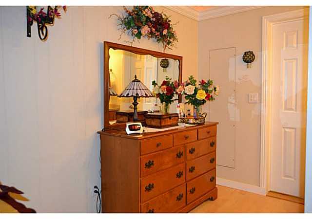 7467 Mission Gorge Road, Unit 262 Santee, CA 92071 - Photo 19 of 25 Master Bedroom