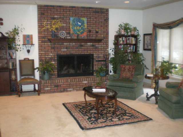 5896 Haymarket Road Memphis, TN 38120 - Photo 3 of 12 FORMAL LIVING AREA WITH FP