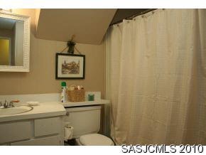 885 Palermo Road St. Augustine, FL 32086 - Photo 11 of 12 Guest Bath
