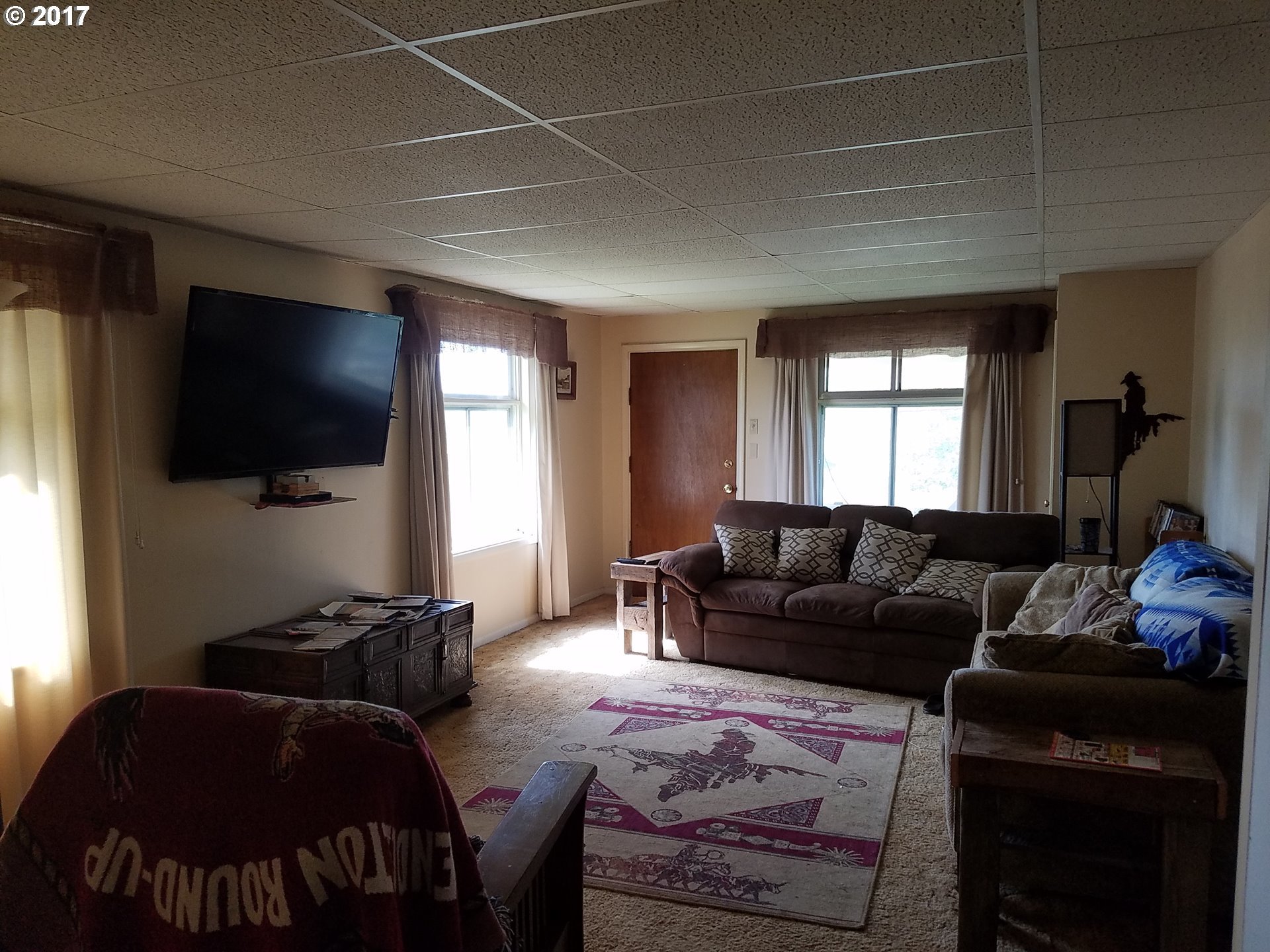 704 Southeast 6th Street Pendleton, OR 97801 - Photo 7 of 12