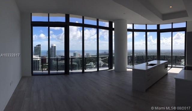 45 Southwest 9th Street, Unit PH4906 Miami, FL 33130 - Photo 20 of 40