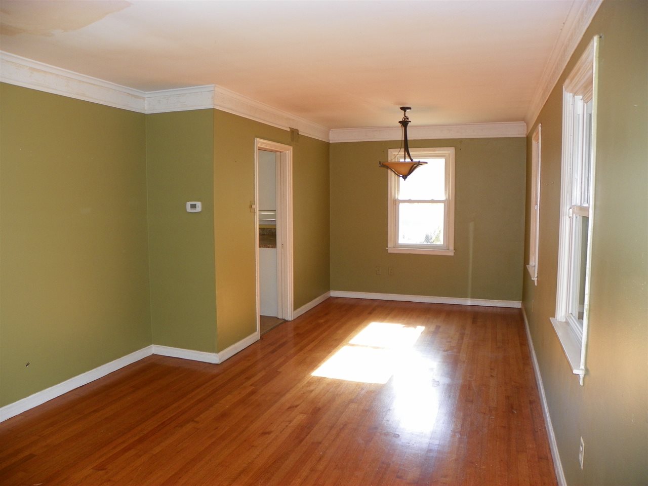 1386 Cherry Road Memphis, TN 38117 - Photo 2 of 25 Formal Living Room & Dining Room. Hardwood Floors.