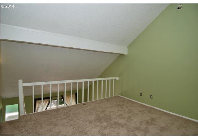 7532 Southwest Barnes Road, Unit C106 Portland, OR 97225 - Photo 10 of 16 Gallery Image 10