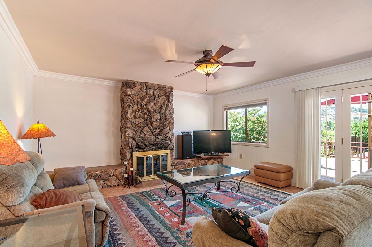 9030 Rosedale Drive Spring Valley, CA 91977 - Photo 10 of 21
