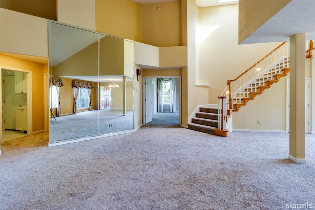 6198 Carriage House Way Reno, NV 89519 - Photo 6 of 24