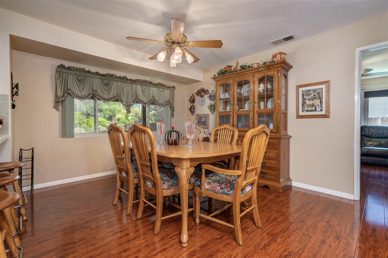 24081 Del Amo Road Ramona, CA 92065 - Photo 7 of 25 Gallery Image 7