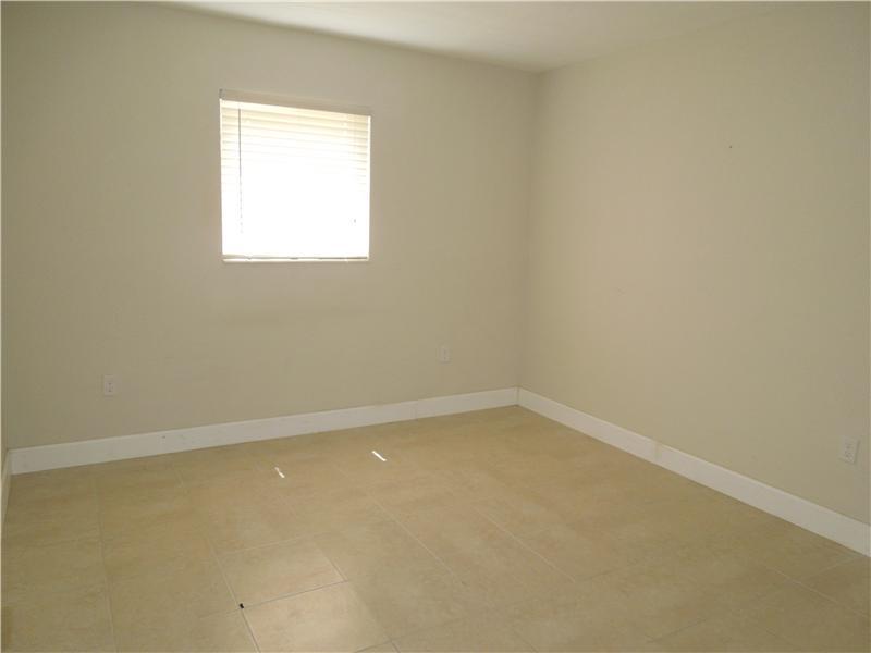 8603 Southwest 68th Court, Unit 3 Miami, FL 33156 - Photo 7 of 10
