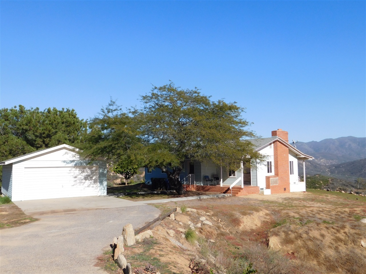 935 Rainbow Crest Road Fallbrook, CA 92028 - Photo 10 of 25 Gallery Image 10