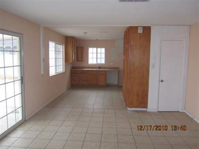 325 East Church Avenue Ridgecrest, CA 93555 - Photo 5 of 12 Gallery Image 5