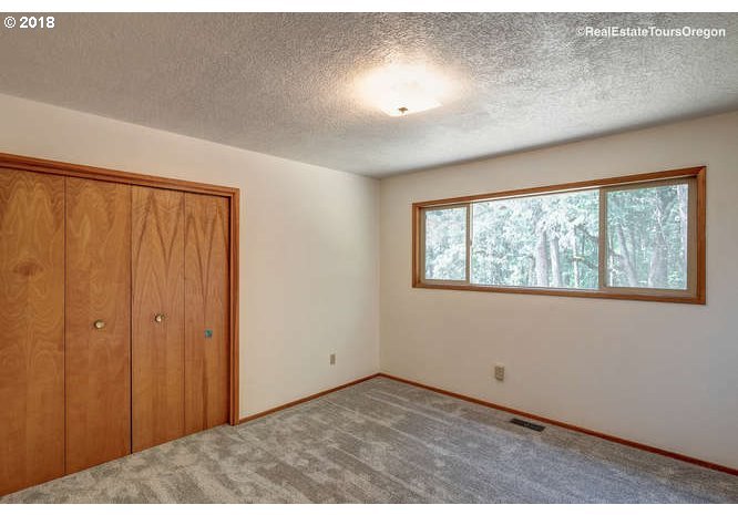 20349 South Leland Road Oregon City, OR 97045 - Photo 13 of 32