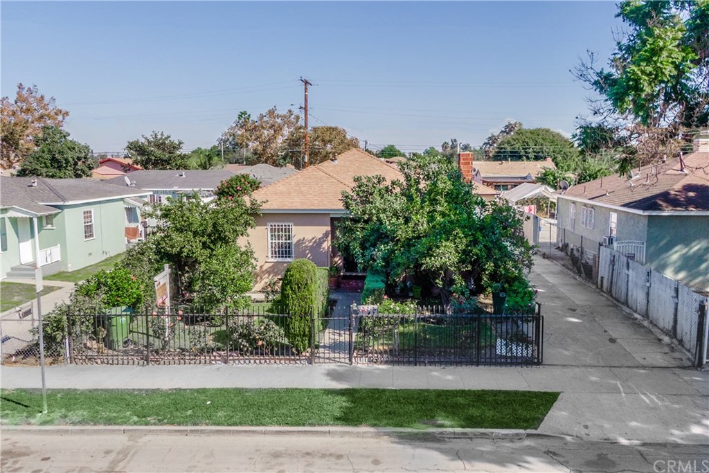 216 South Bullis Road Compton, CA 90221 - Photo 1 of 1 Gallery Image 1