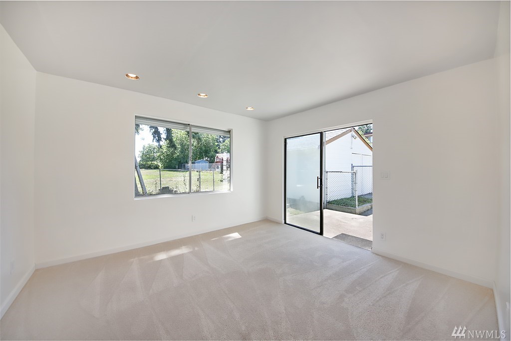 1719 Southwest 112th Street Burien, WA 98146 - Photo 10 of 17