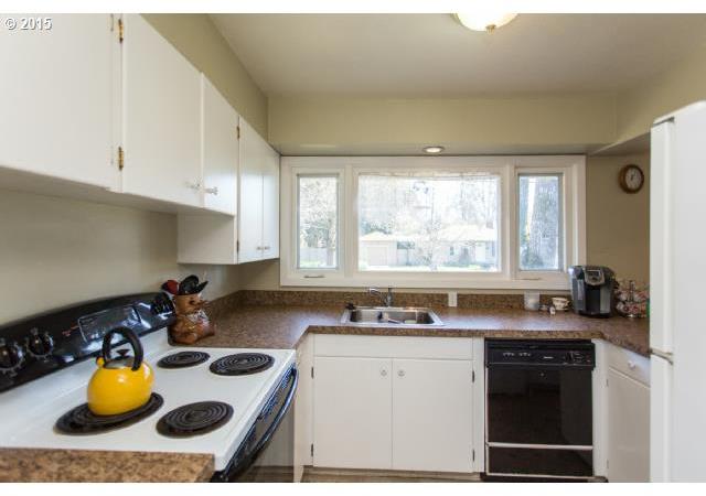 1306 Filbert Street Forest Grove, OR 97116 - Photo 12 of 16 Gallery Image 12