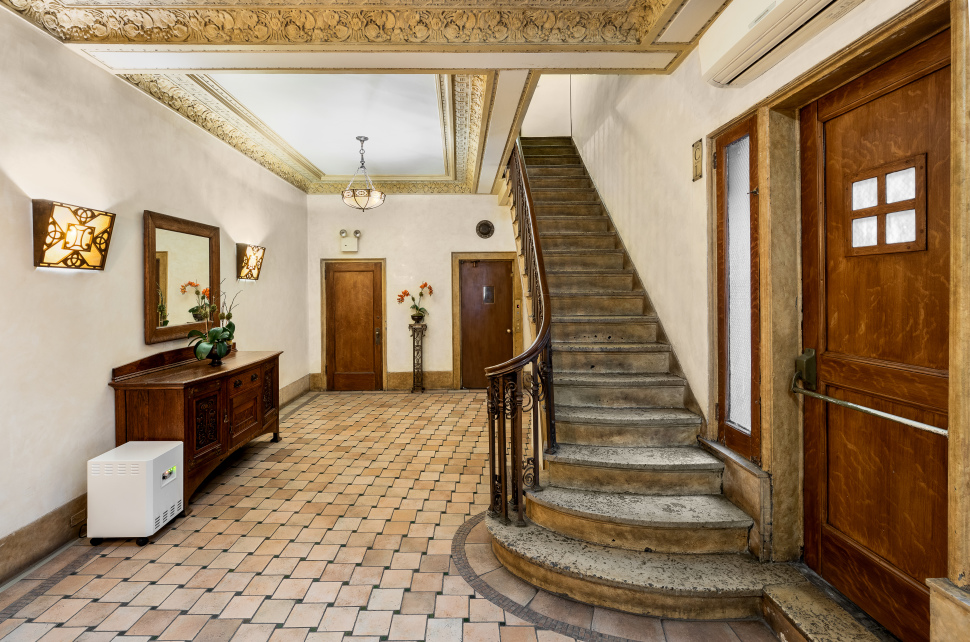 The Adlon 200 W 54th St, Manhattan, NY 10019 - Photo 3 of 4