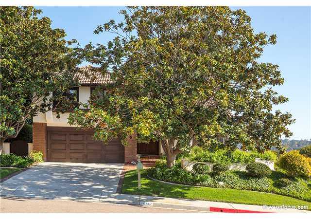 1615 Buttercup Road Encinitas, CA 92024 - Photo 2 of 24 Lovely corner house with large magnolia trees