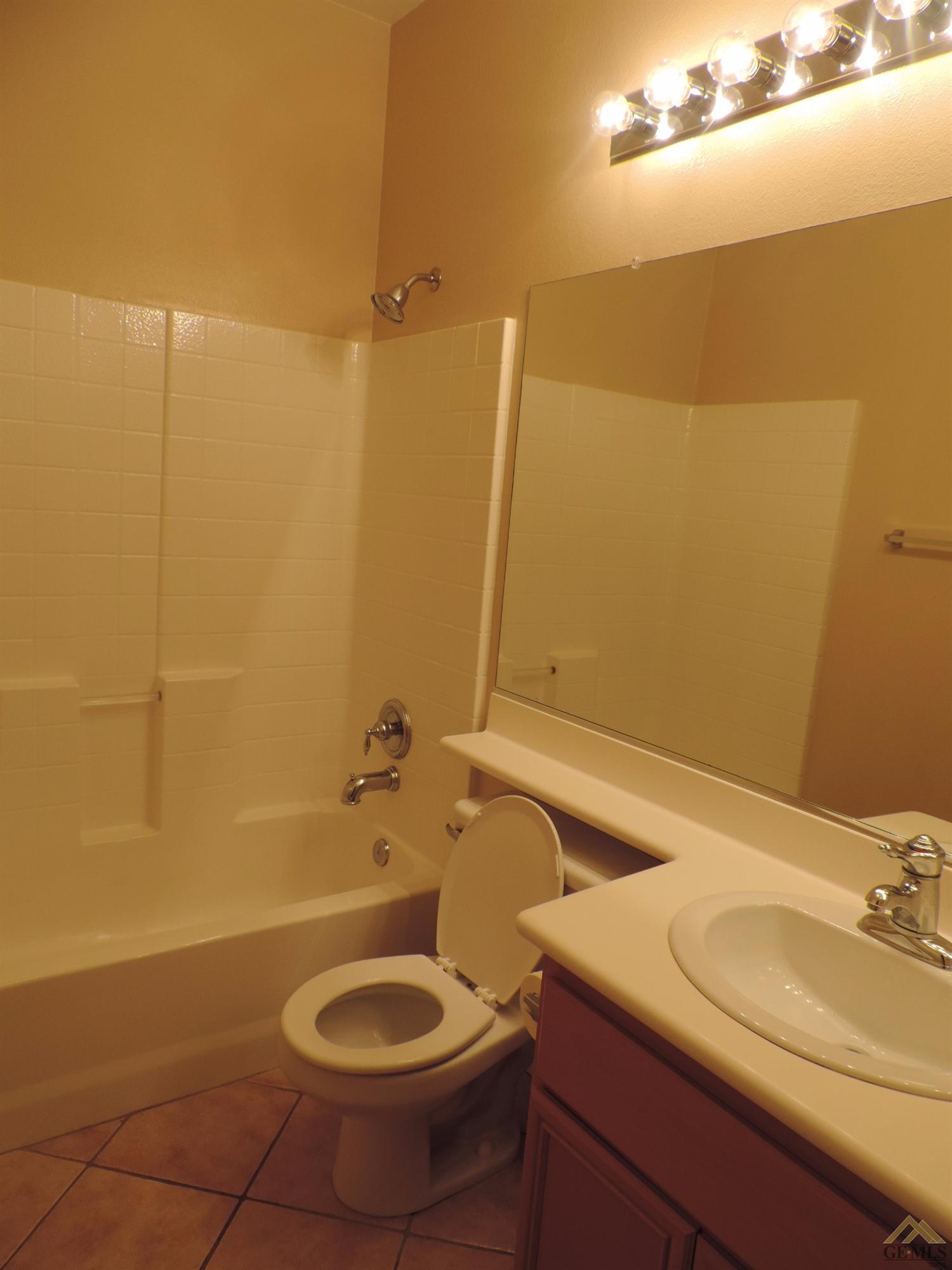 12302 Rambler Avenue Bakersfield, CA 93312 - Photo 13 of 31