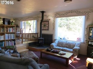 4900 Scotts Valley Road Yoncalla, OR 97499 - Photo 15 of 30