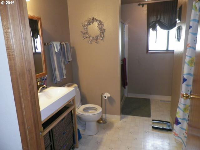 340 Harrison Street Fairview, OR 97024 - Photo 12 of 13 Gallery Image 12