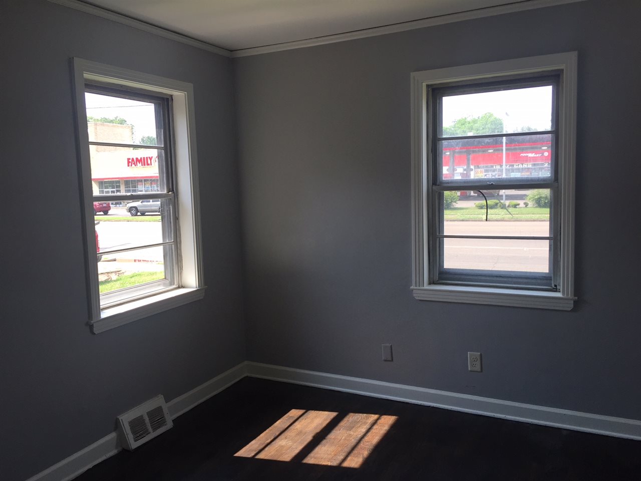 4291 Macon Road Memphis, TN 38122 - Photo 4 of 12