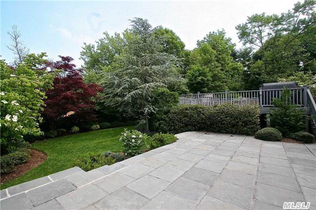 75 Sandy Hollow Road Port Washington, NY 11050 - Photo 16 of 20
