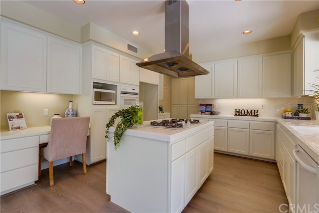 10 Salvo Irvine, CA 92606 - Photo 14 of 50