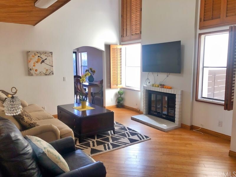 29 Milazzo Irvine, CA 92620 - Photo 2 of 20