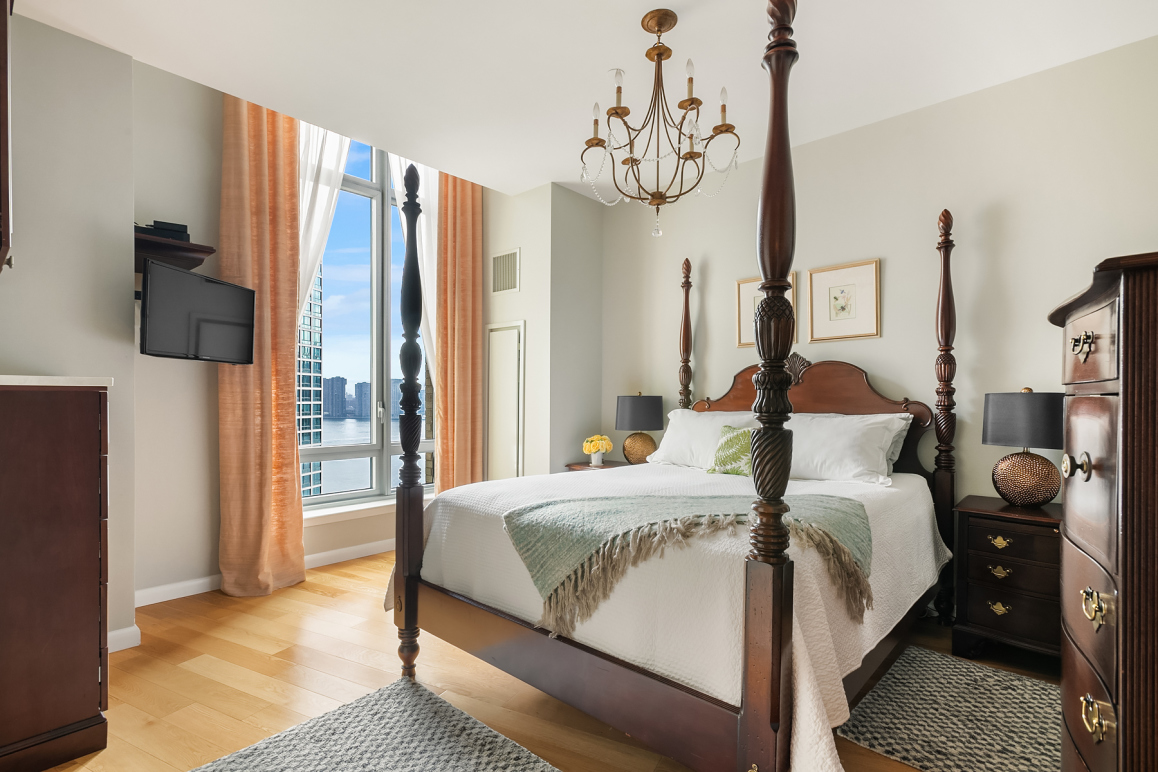 46-30 Center Boulevard, Unit 1708 Queens, NY 11109 - Photo 8 of 20