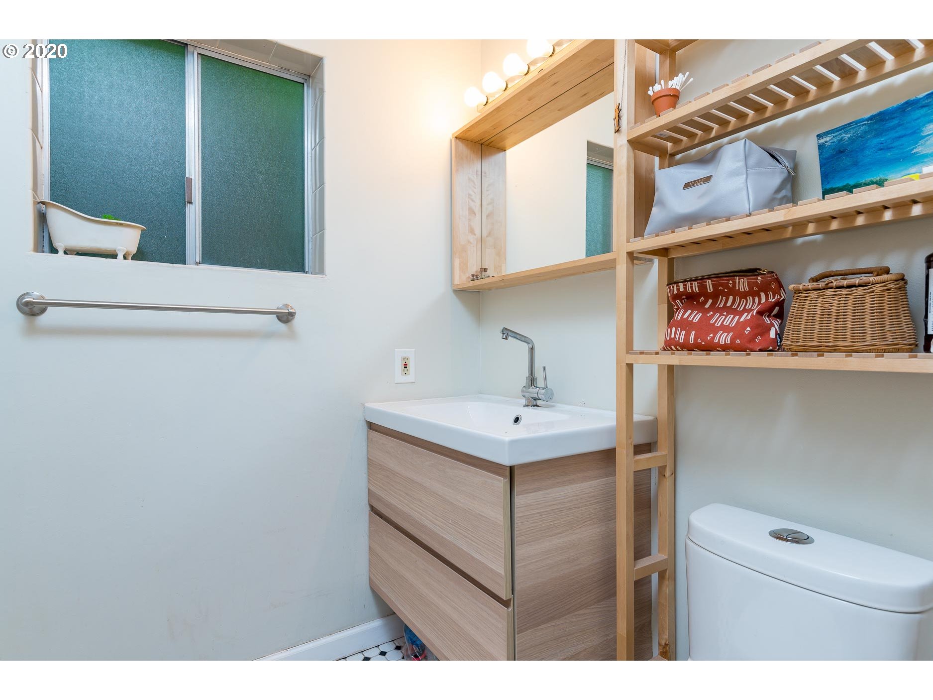 3417 Southwest 12th Avenue Portland, OR 97239 - Photo 12 of 31