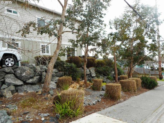 828 Pioneer Road, Unit A Brookings, OR 97415 - Photo 16 of 16 Gallery Image 16