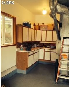 18261 Southwest Fallatin Loop Beaverton, OR 97007 - Photo 17 of 25 Gallery Image 17