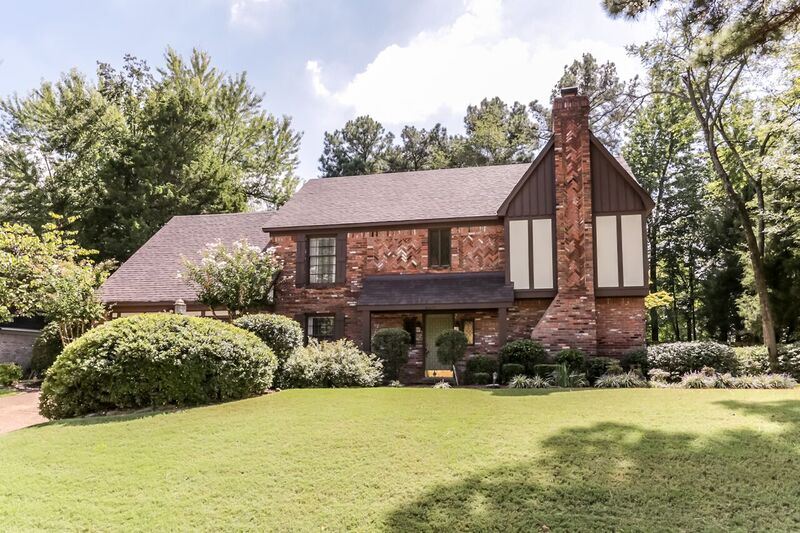 8071 Ridgetown Lane Germantown, TN 38138 - Photo 1 of 25 Gallery Image 1