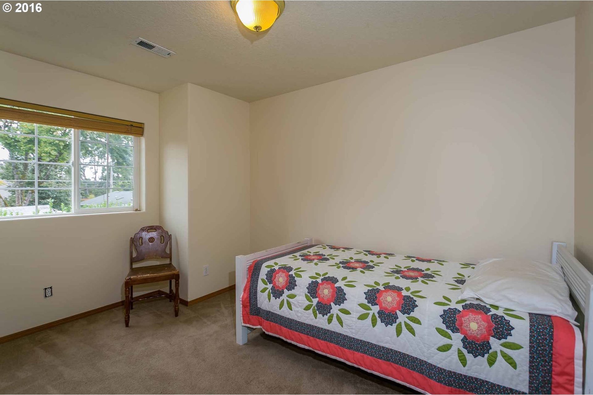 20158 Southwest Kinnaman Road Beaverton, OR 97078 - Photo 13 of 19 Gallery Image 13