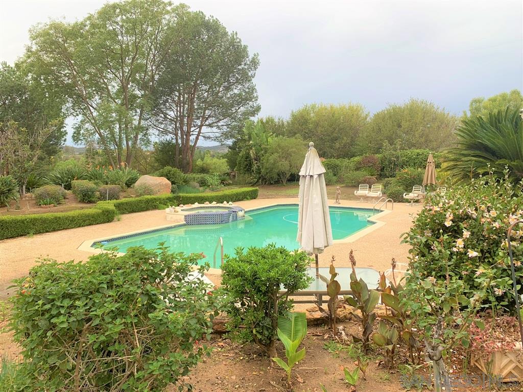 14389 Sandhill Road Poway, CA 92064 - Photo 2 of 2